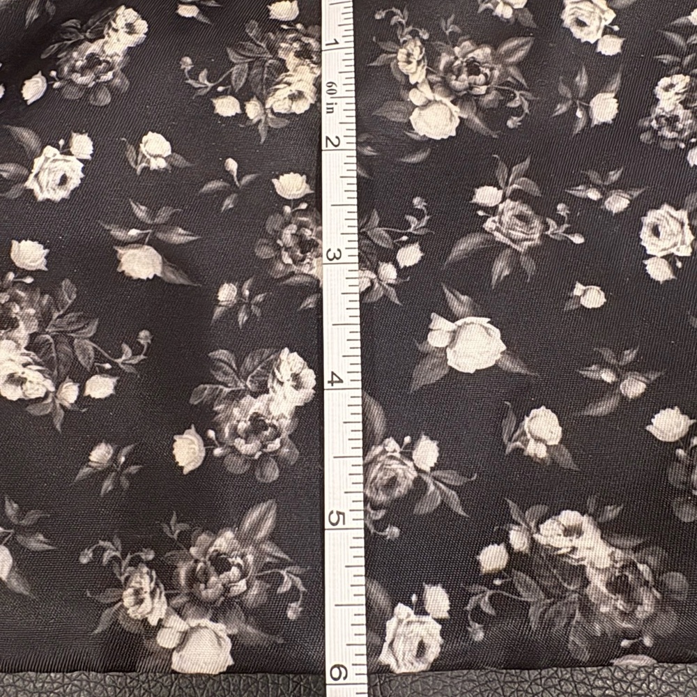 Betsey Johnson Black Floral Clutch Wristlet - Picture 2 of 5